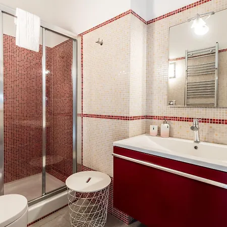 La Casa Bianca أوستوني